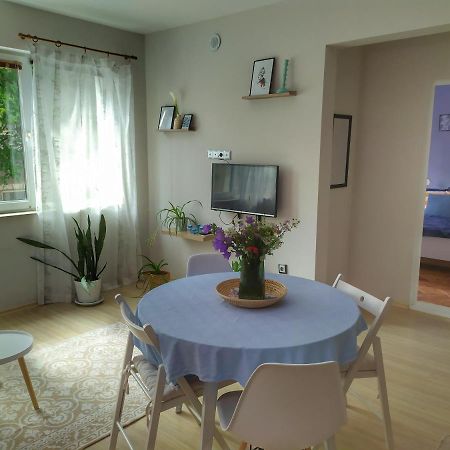 Into The Blue, 4 Guests, 5 Min Away From The Beach Varna Exterior foto