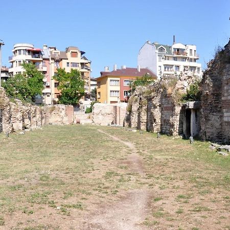 Into The Blue, 4 Guests, 5 Min Away From The Beach Varna Exterior foto
