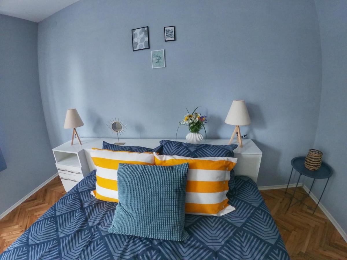 Into The Blue, 4 Guests, 5 Min Away From The Beach Varna Exterior foto